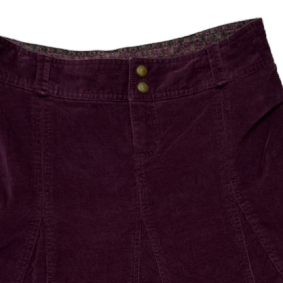 Athleta Corduroy Tulip Skirt Internal Drawstring, Back Pockets, Merlot/Plum EUC - Picture 2 of 12